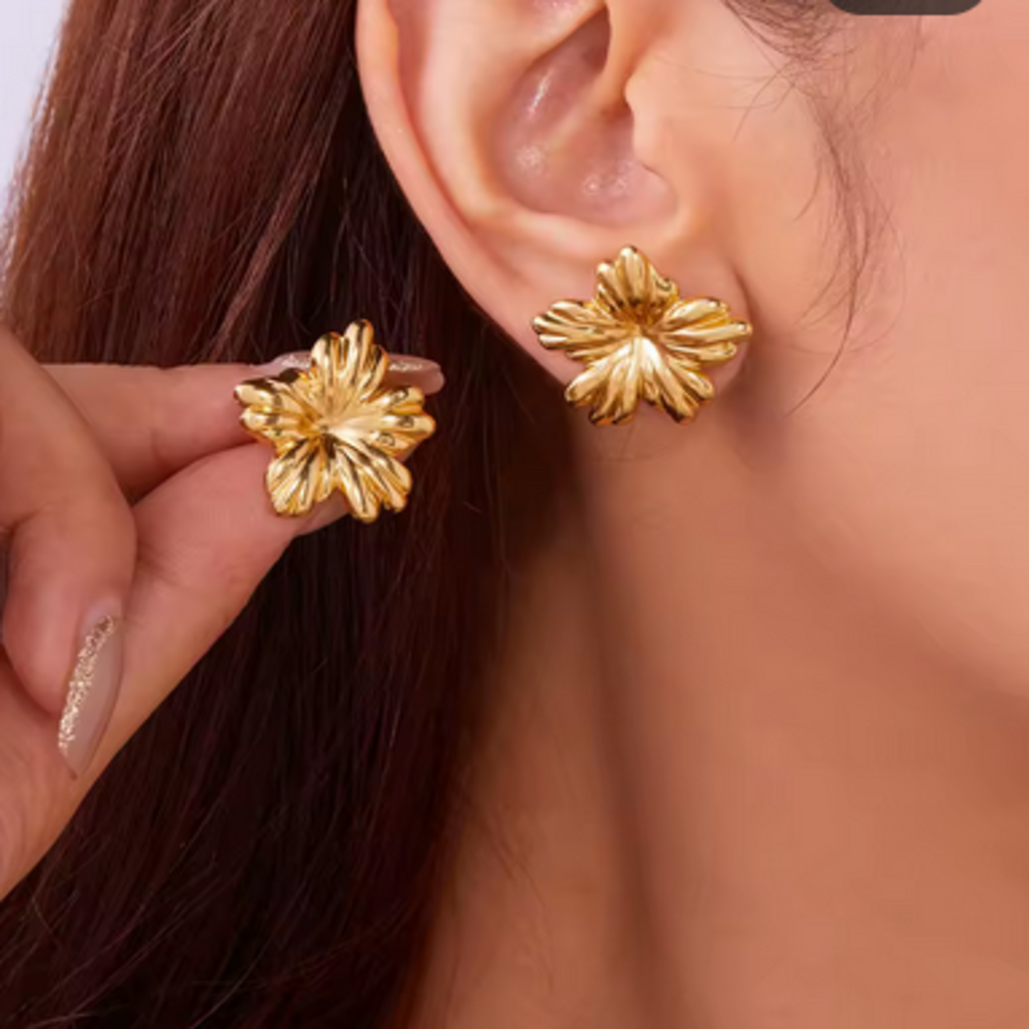 Boucles d'oreilles "Hibiscus Doré"