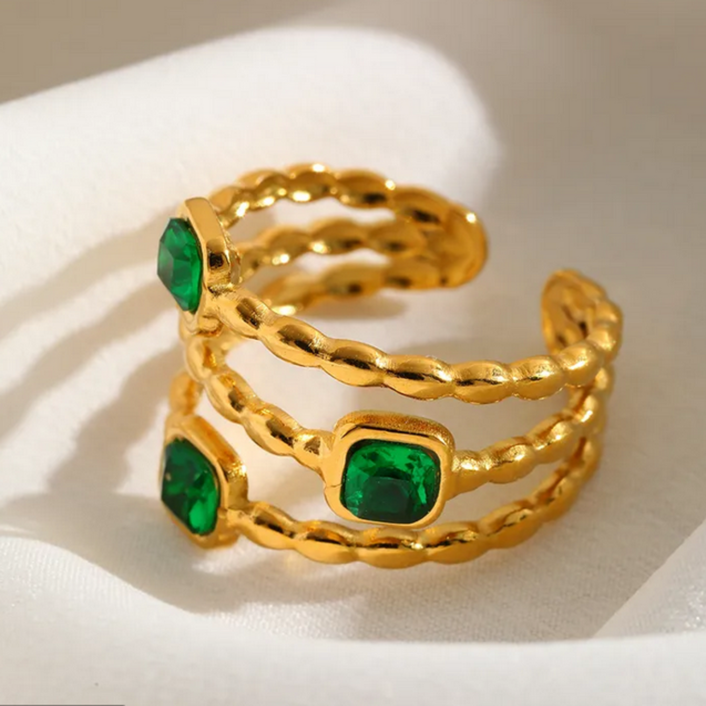 Bague "Diamant vert"